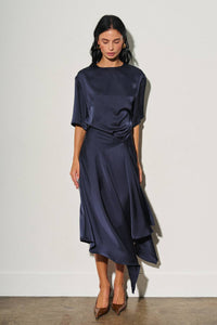 Effortless Chic Midi Dress