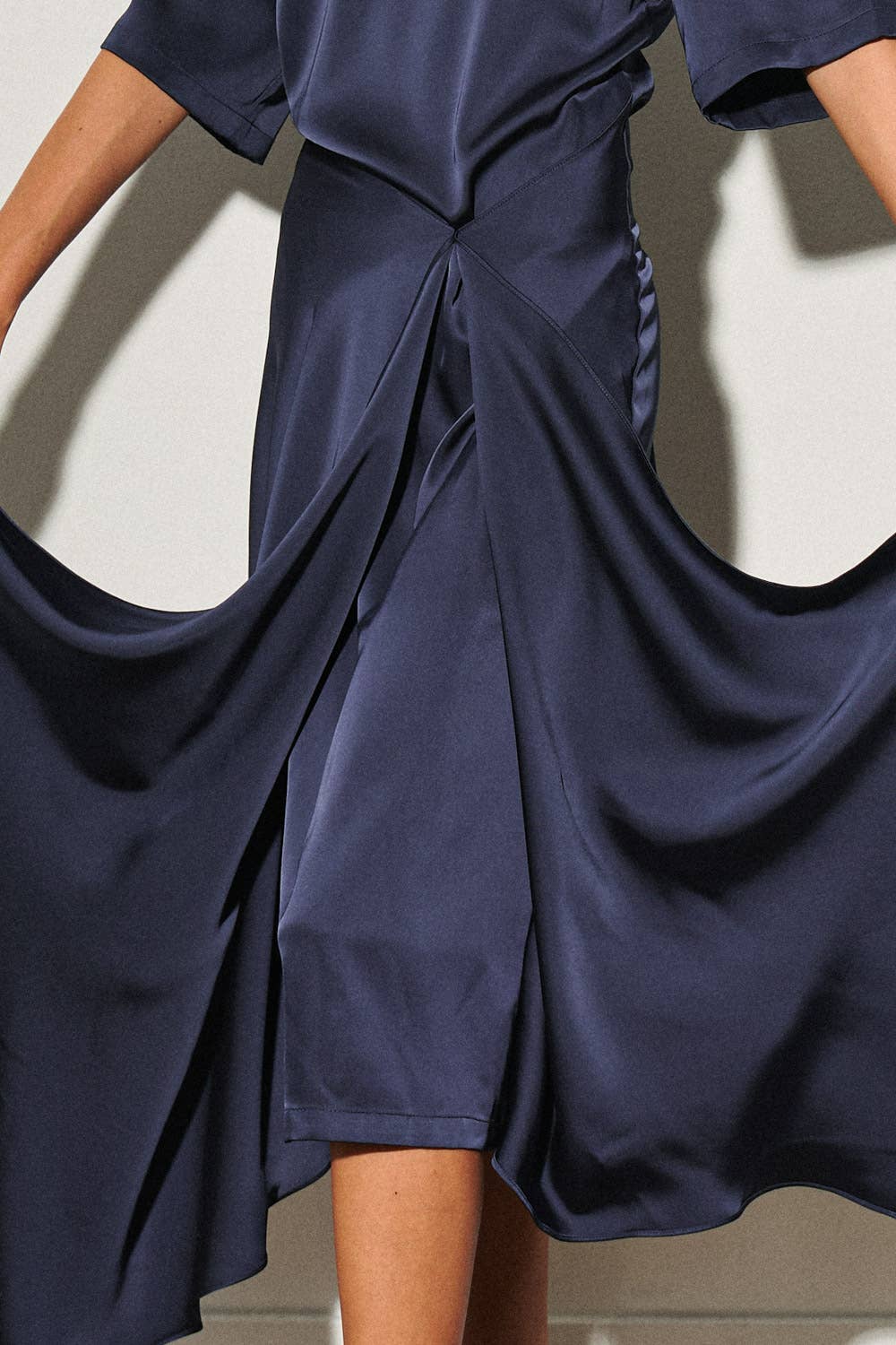 Effortless Chic Midi Dress