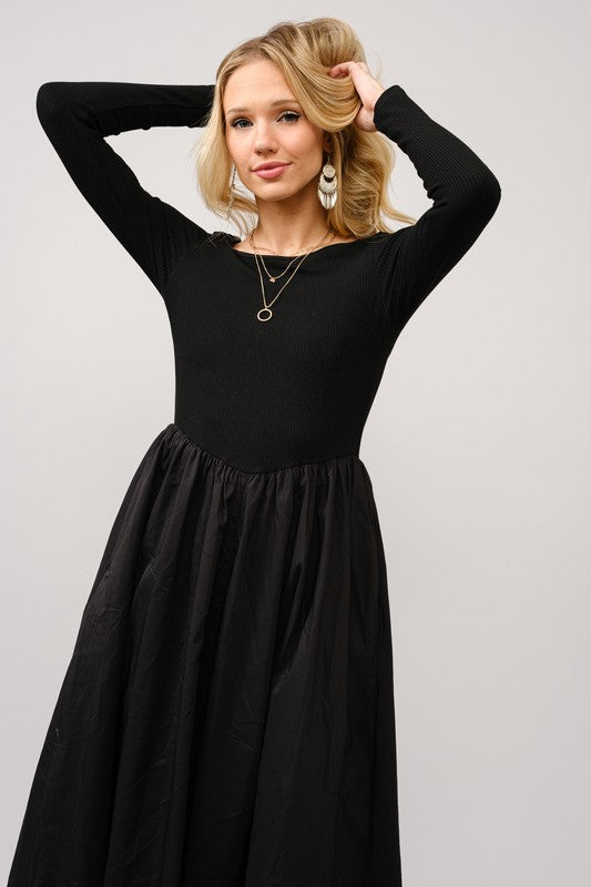 Princess Charm Midi Dress