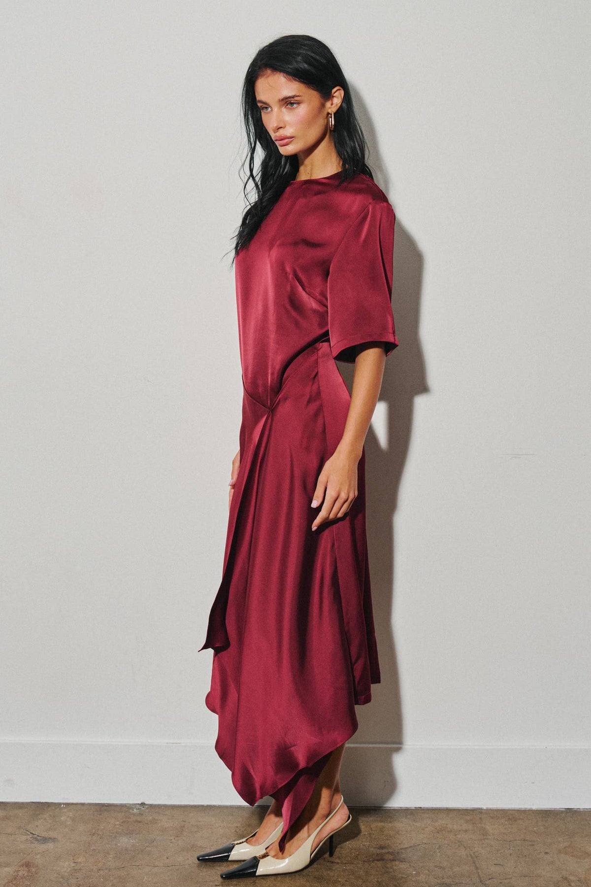 Effortless Chic Midi Dress
