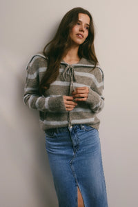 Too Perfect Pullover