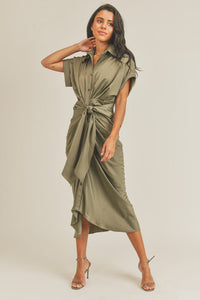 Malibu Dress Satin Short Sleeve
